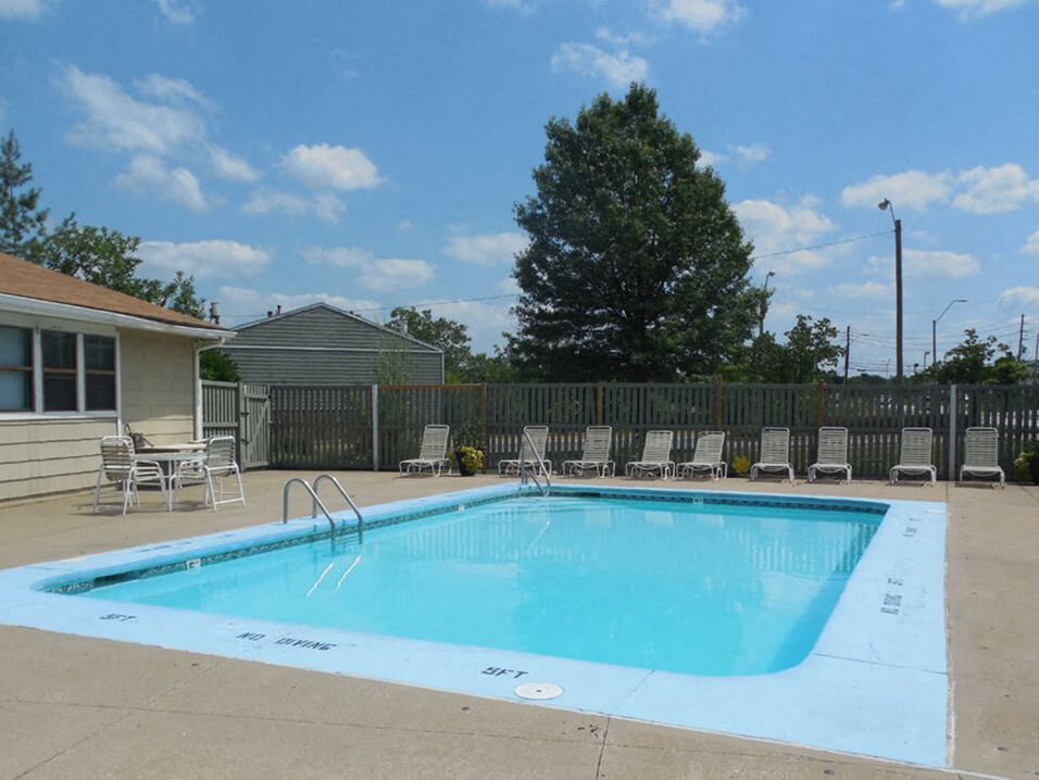 Photos and Video Prairie Walk Apartments in Kansas City, MO